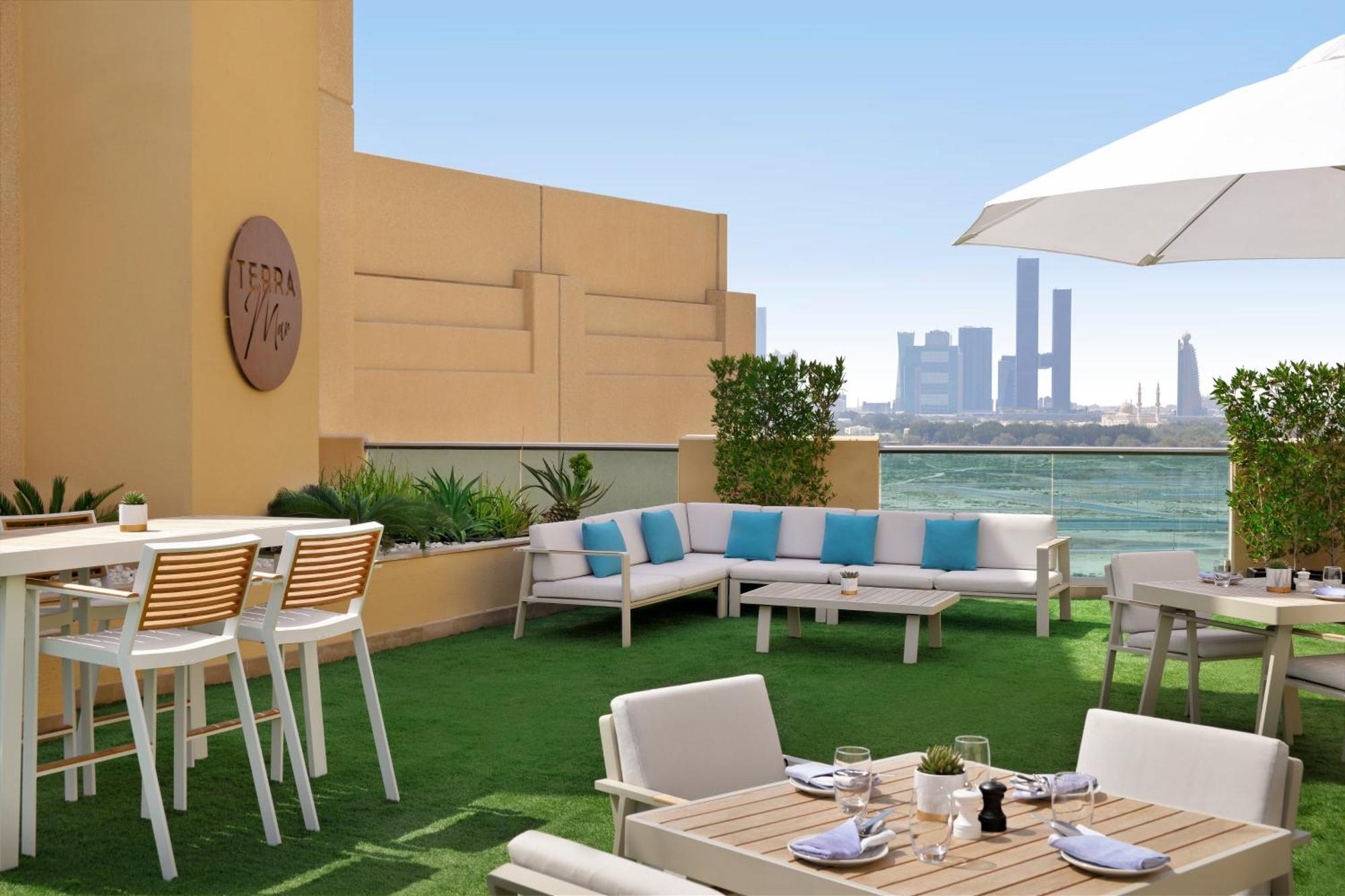Marriott Executive Apartments Al Jaddaf, Дубай Экстерьер фото The View