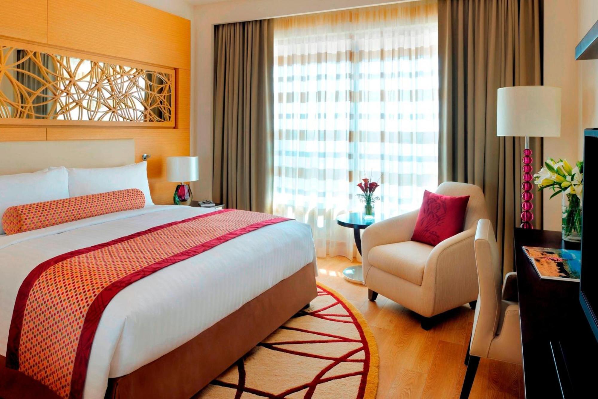 Marriott Executive Apartments Al Jaddaf, Дубай Экстерьер фото