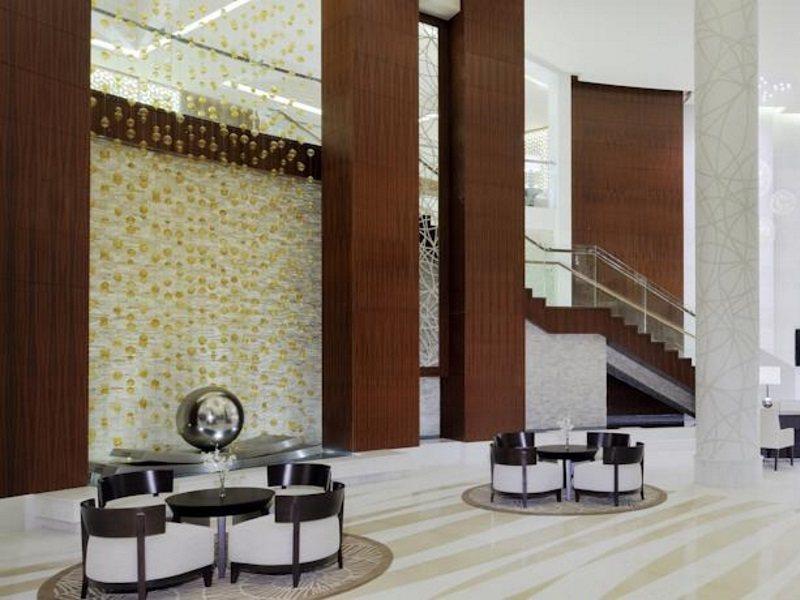 Marriott Executive Apartments Al Jaddaf, Дубай Экстерьер фото The lobby of the hotel